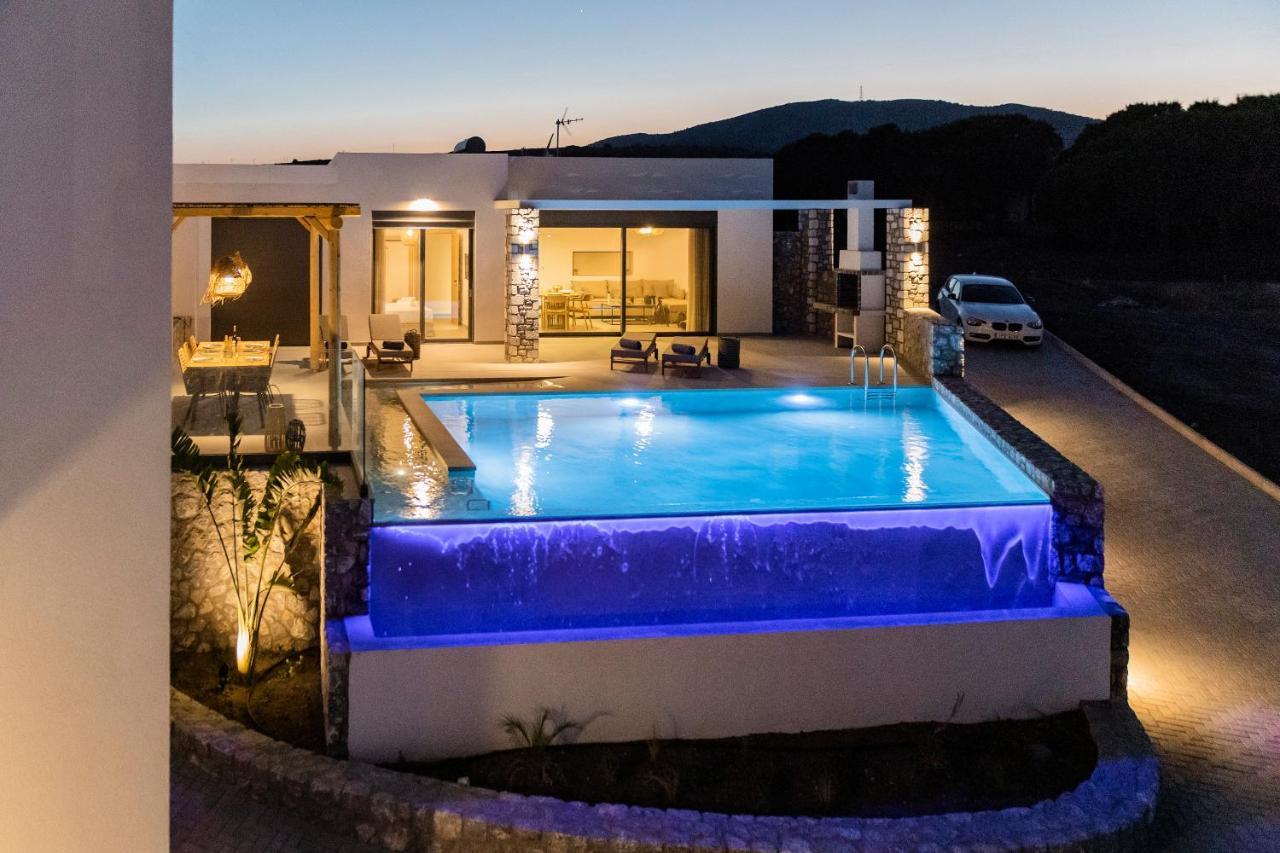 Grand Blue Villas Lachania Екстериор снимка