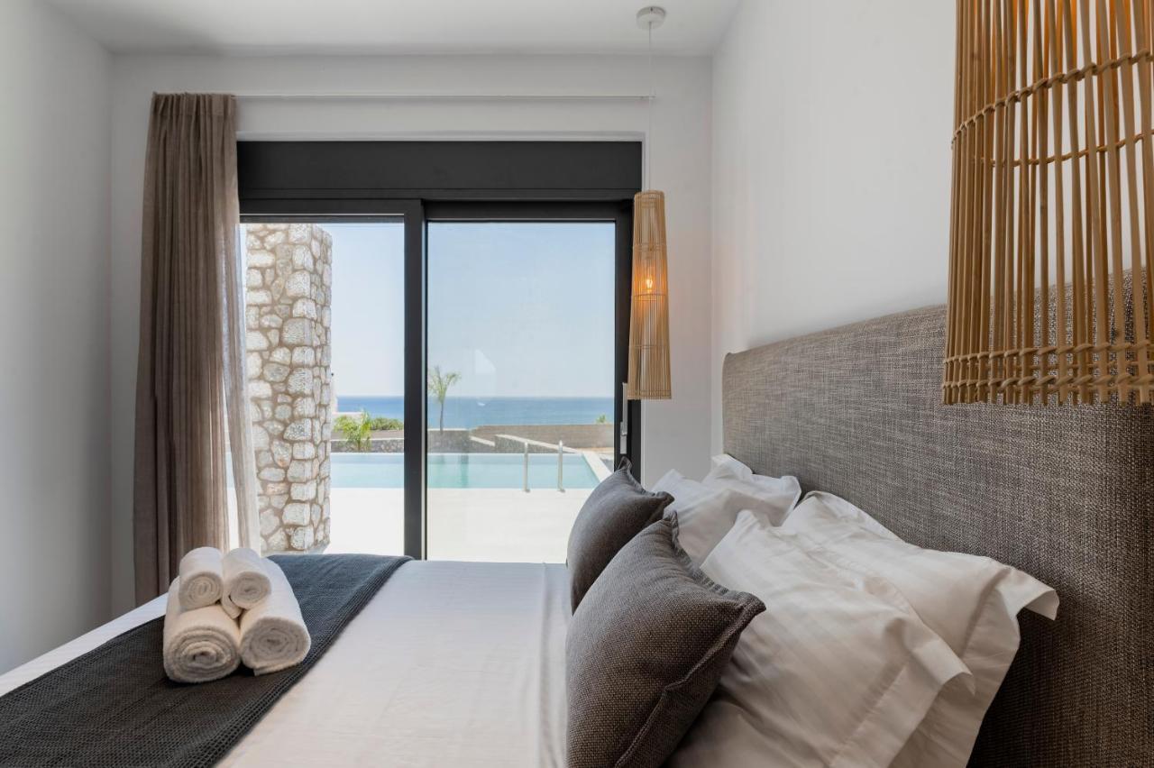 Grand Blue Villas Lachania Екстериор снимка