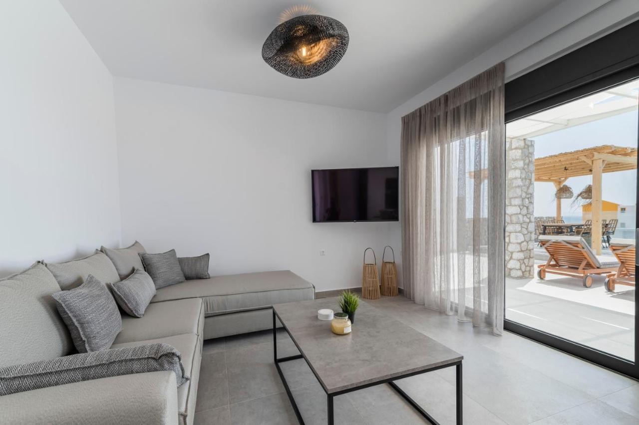 Grand Blue Villas Lachania Екстериор снимка