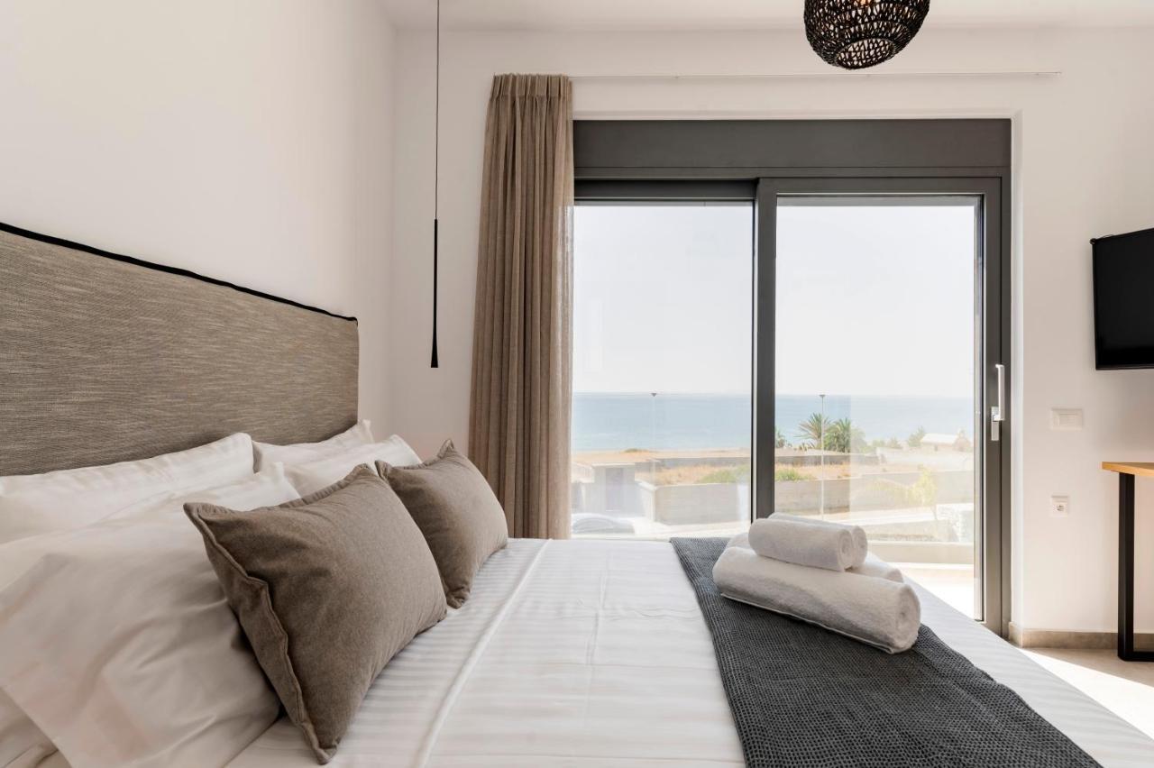 Grand Blue Villas Lachania Екстериор снимка