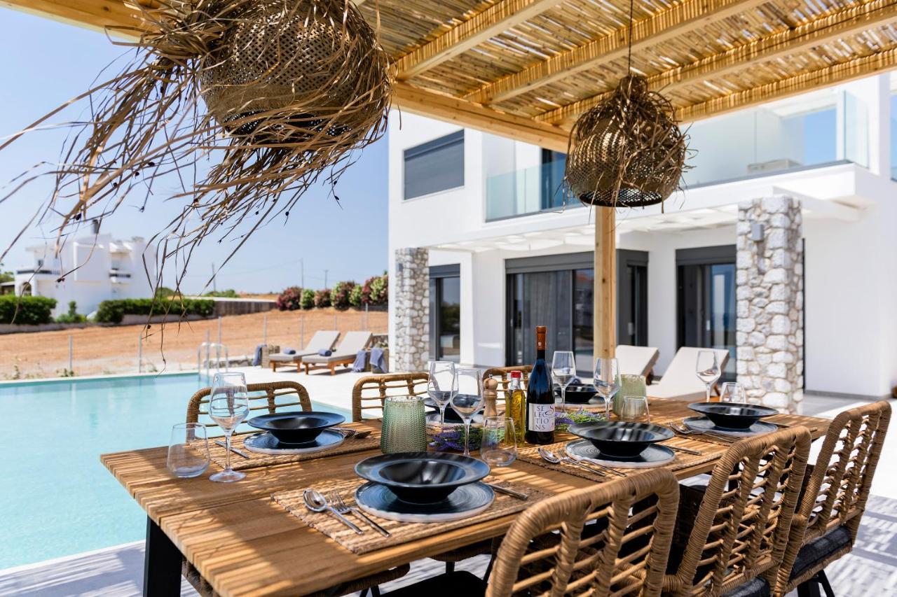 Grand Blue Villas Lachania Екстериор снимка